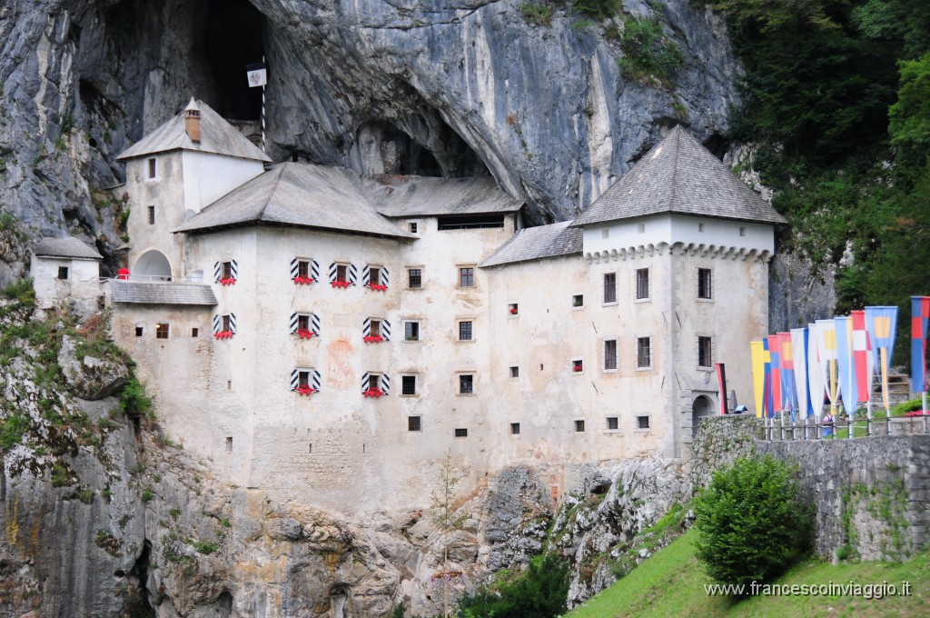 Castello di Predjama  2011.07.27_2.JPG